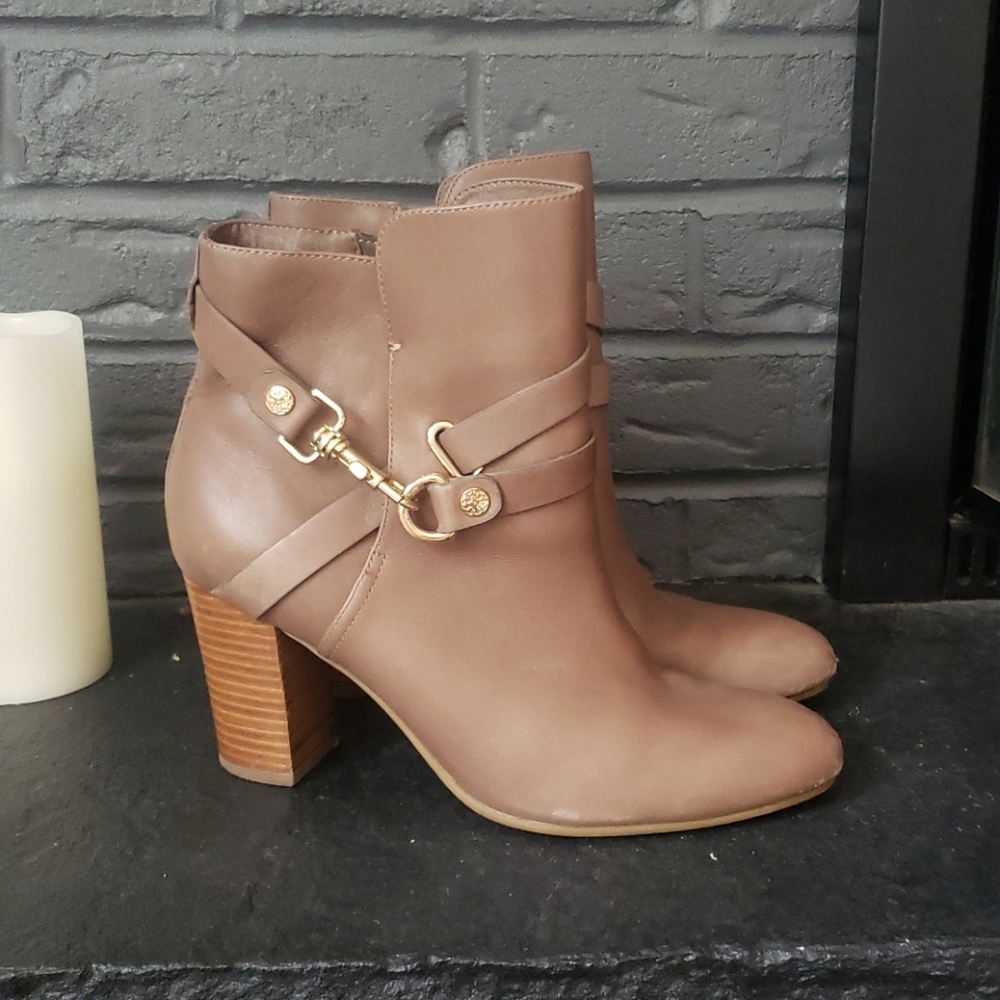 Isola Heeled Belted Boots